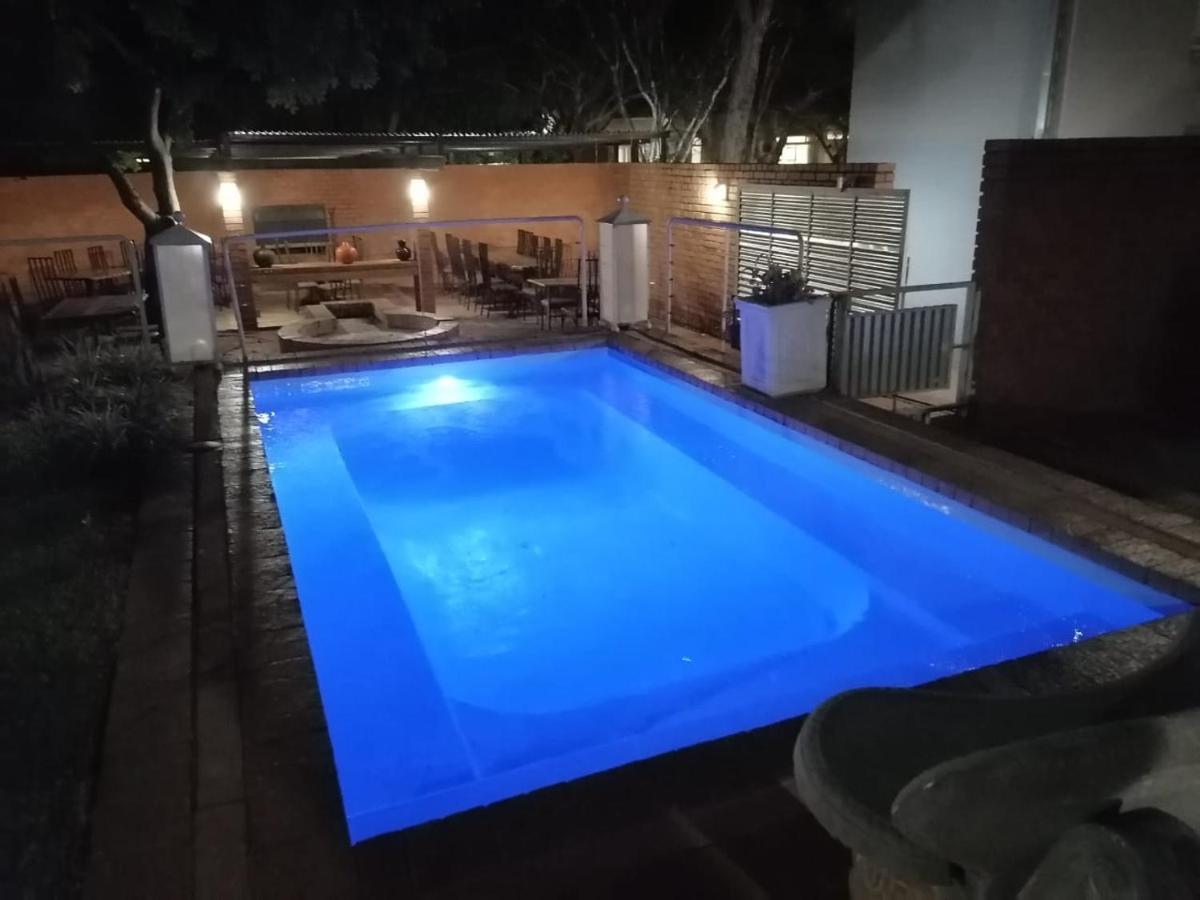 Villa Paradiso Hartbeespoort Luaran gambar