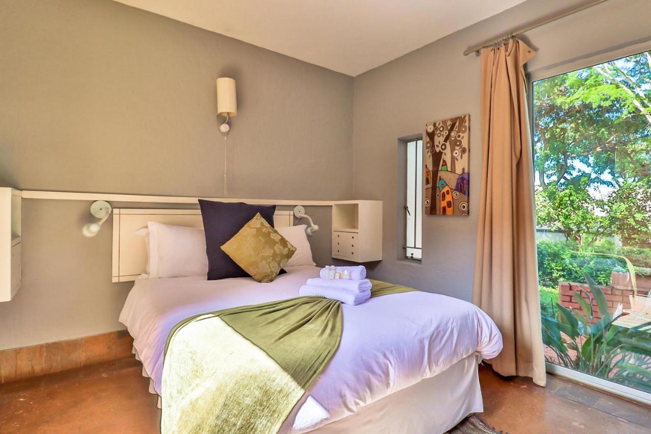 Villa Paradiso Hartbeespoort Luaran gambar